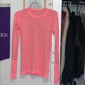 Lululemon long sleeve workout top